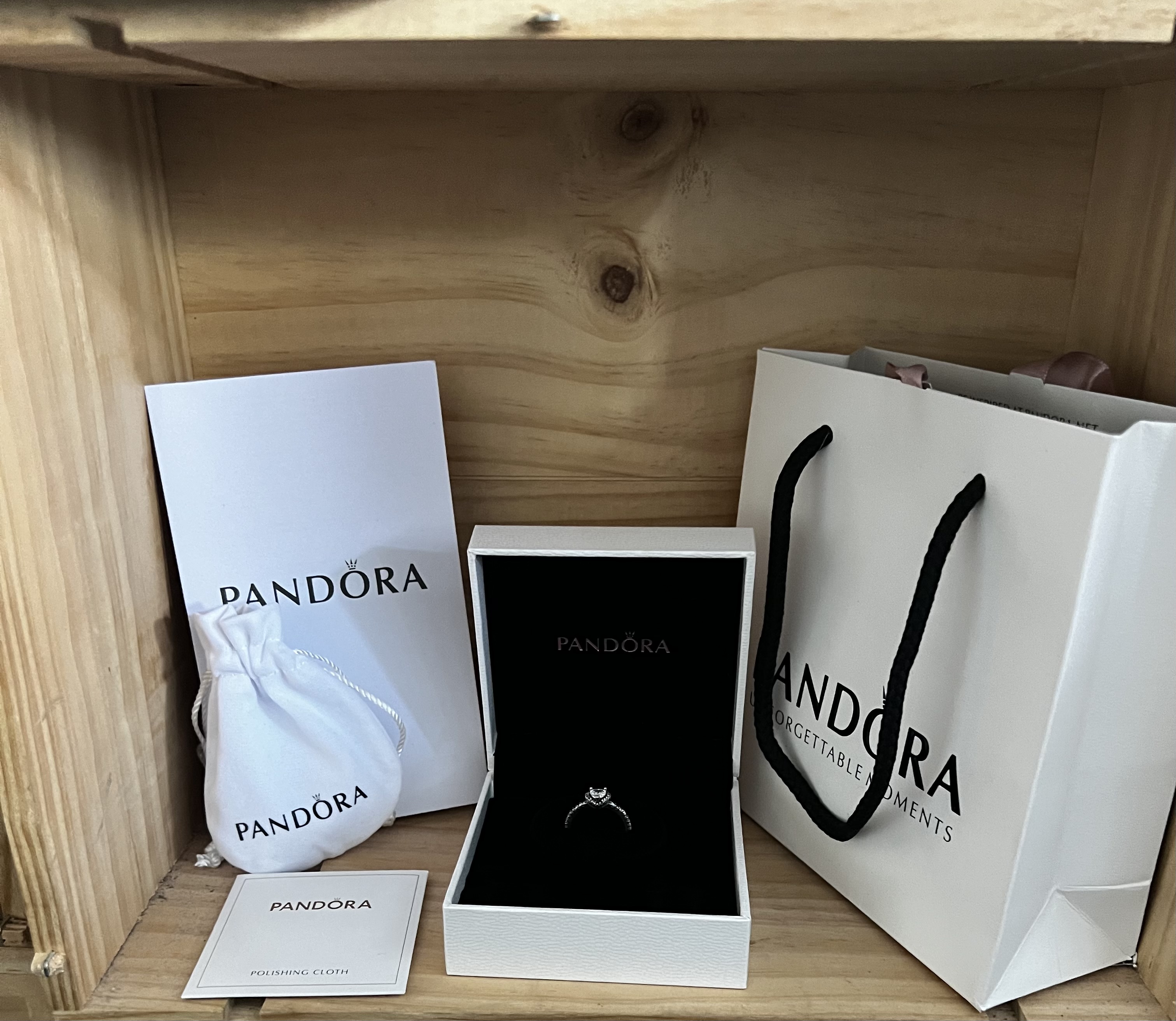 L4zy silver heart detail